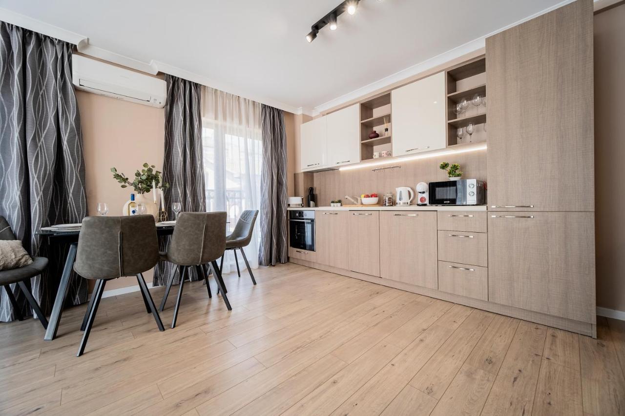 Comfy Luxury Center Apartment Varna Exterior photo