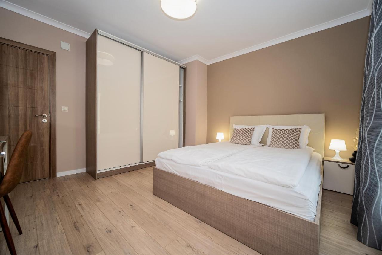 Comfy Luxury Center Apartment Varna Exterior photo
