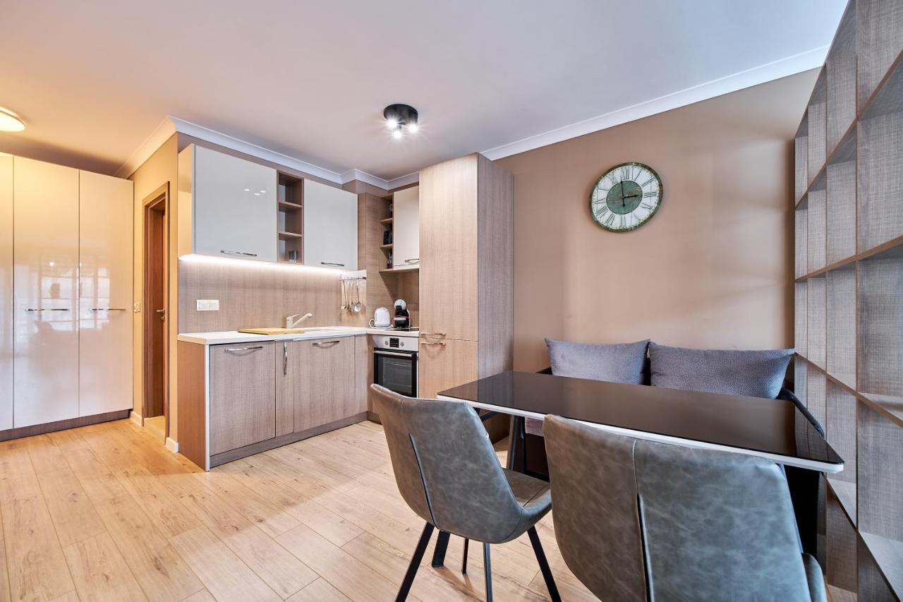 Comfy Luxury Center Apartment Varna Exterior photo